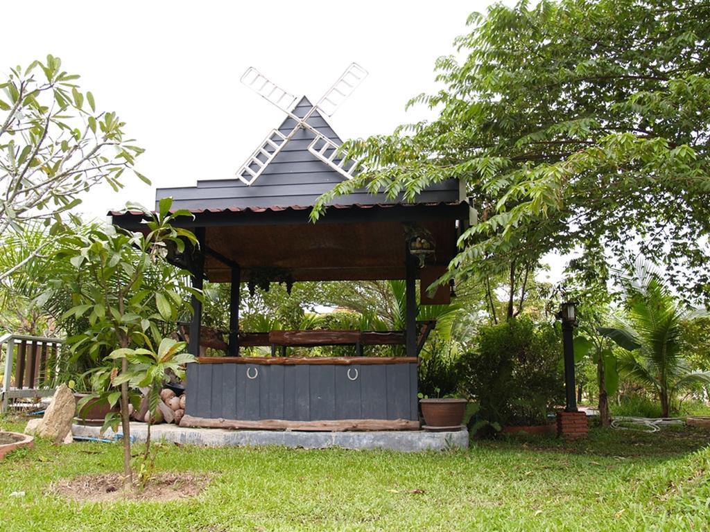 Cowboy Farm Resort Pattaya Ban Huai Yai Eksteriør bilde
