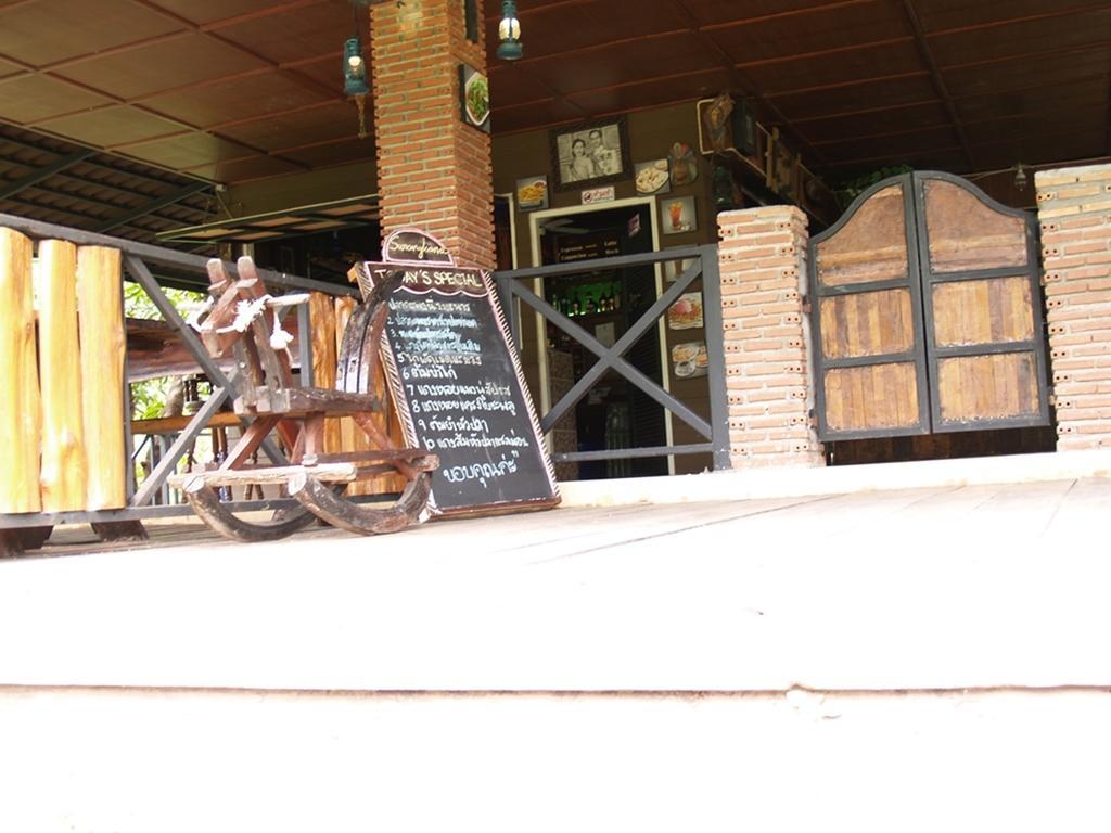 Cowboy Farm Resort Pattaya Ban Huai Yai Eksteriør bilde