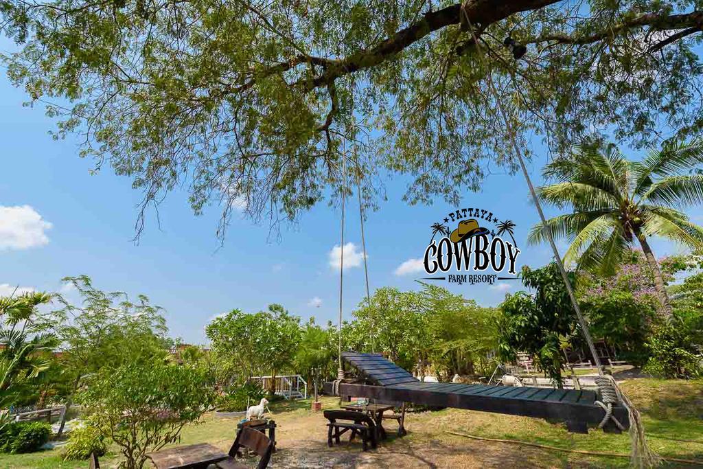 Cowboy Farm Resort Pattaya Ban Huai Yai Eksteriør bilde