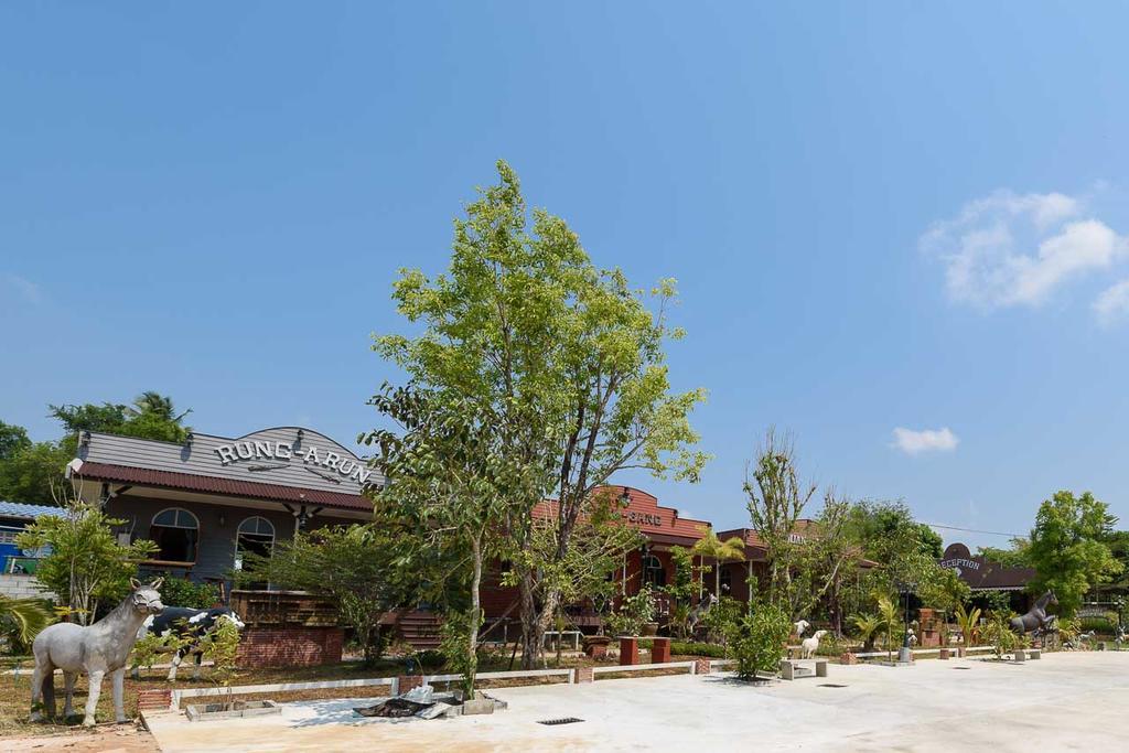Cowboy Farm Resort Pattaya Ban Huai Yai Eksteriør bilde