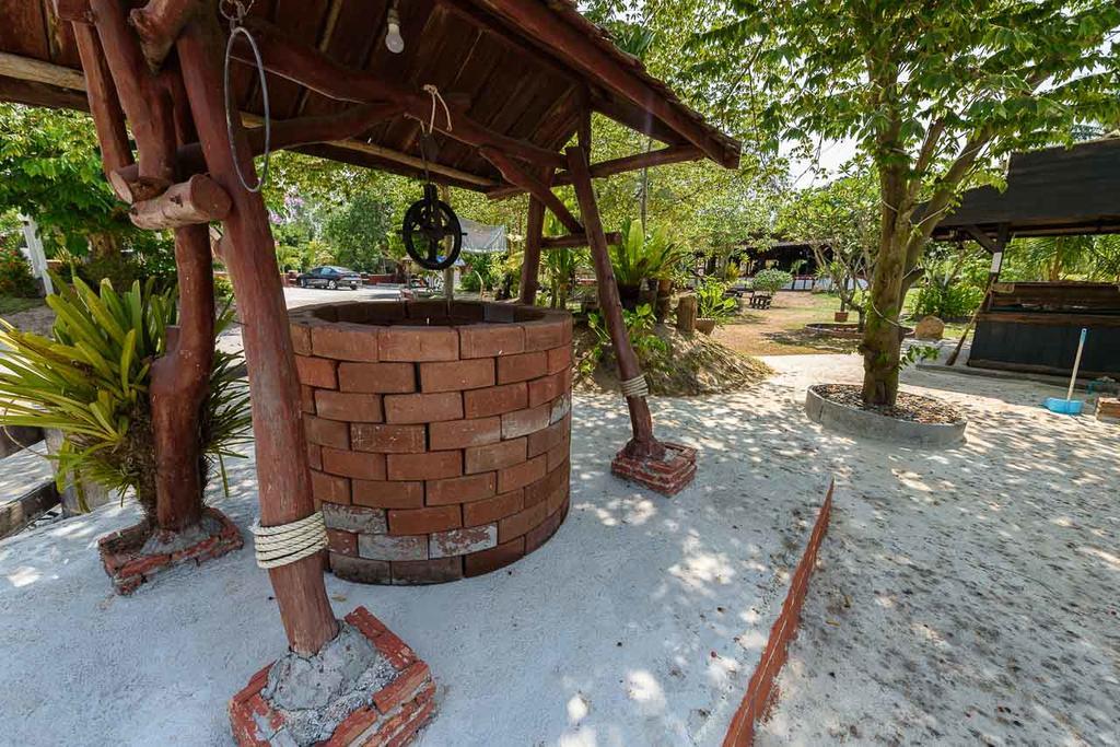 Cowboy Farm Resort Pattaya Ban Huai Yai Eksteriør bilde